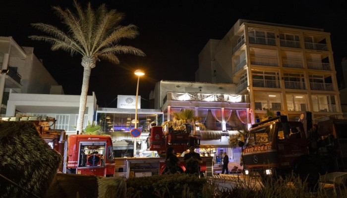 Tragedy struck in Mallorca as a restaurant roof collapsed, claiming the lives of four individuals and leaving 21 others injured