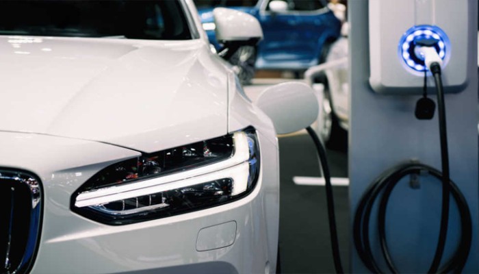 Surge in Electric Vehicle Registrations: 1.5 Million New Battery-Only Electric Cars in 2023