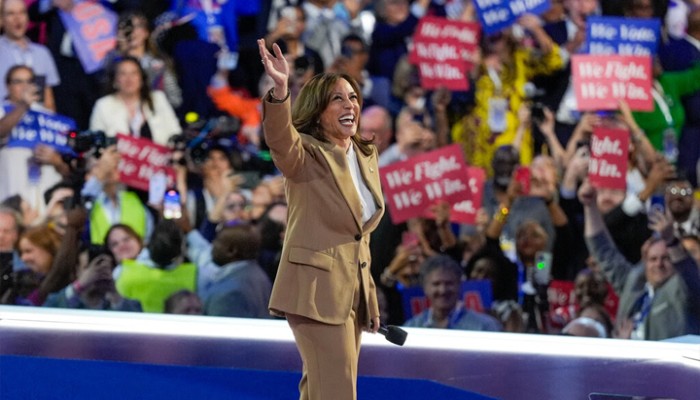 Kamala Harris Surprises with Opening Night Appearance at Democratic National Convention